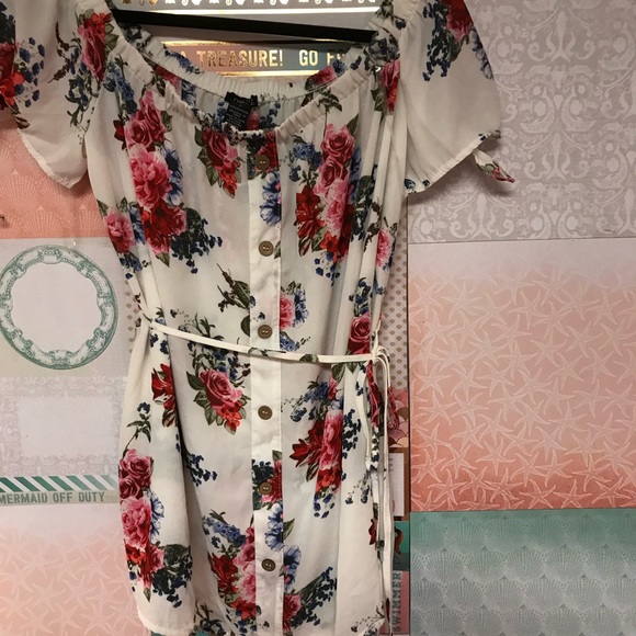 Top - Picture 6 of 6